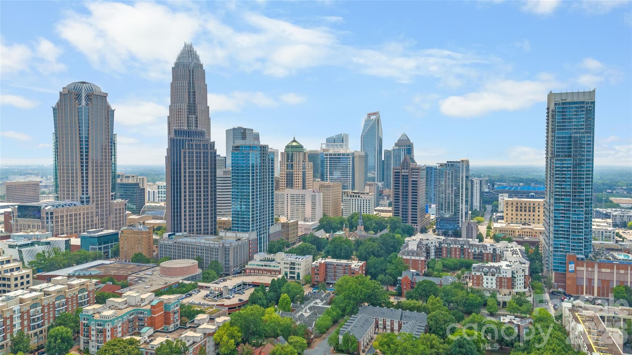 Condominium at 224 N Poplar Street, Charlotte, photo 32 of 34