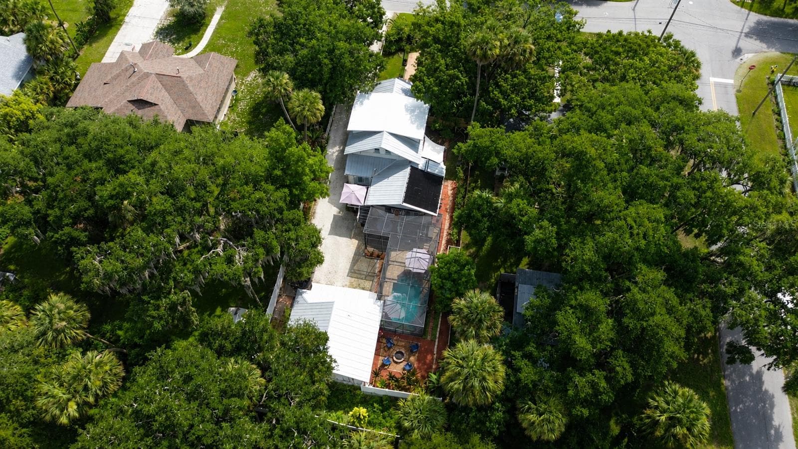 Single Family Residence at 1112 PALMETTO ST, NEW SMYRNA BEACH, photo 7 of 52