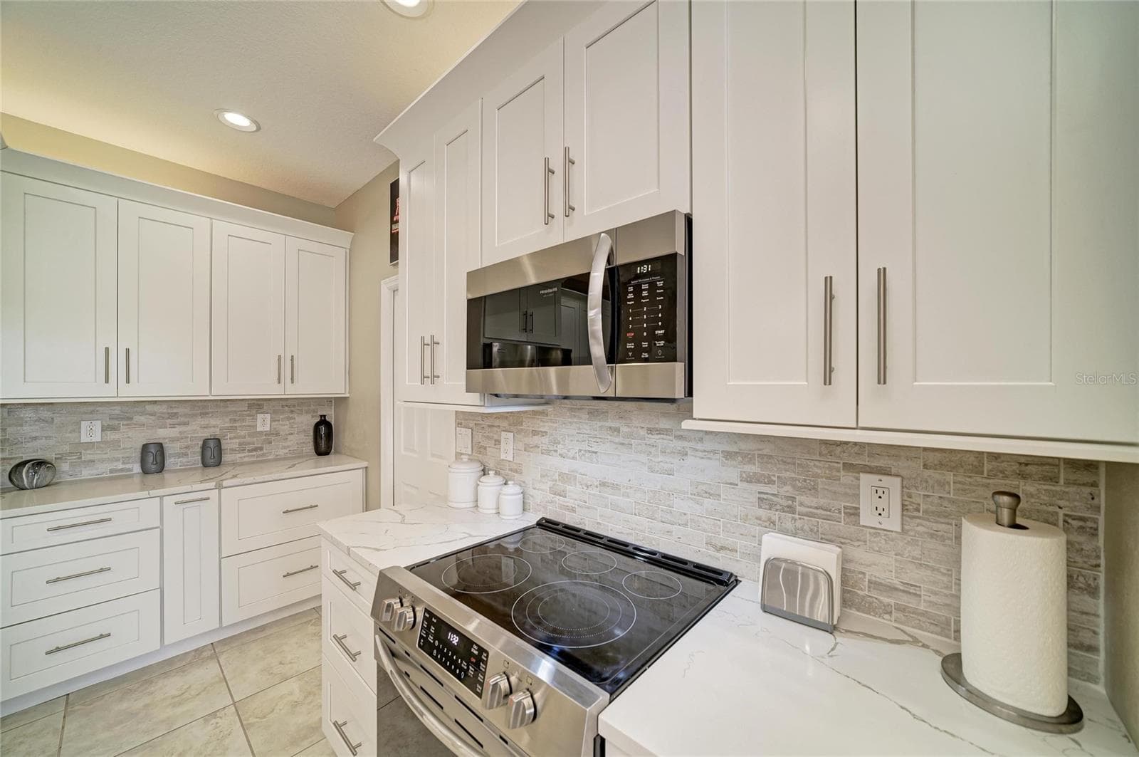Single Family Residence at 1401 PINYON PINE DR, SARASOTA, photo 21 of 58