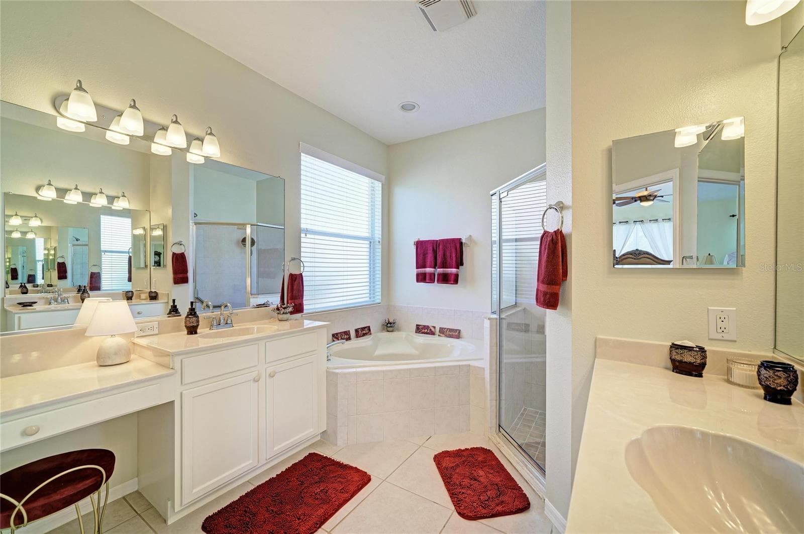 Single Family Residence at 1401 PINYON PINE DR, SARASOTA, photo 34 of 58