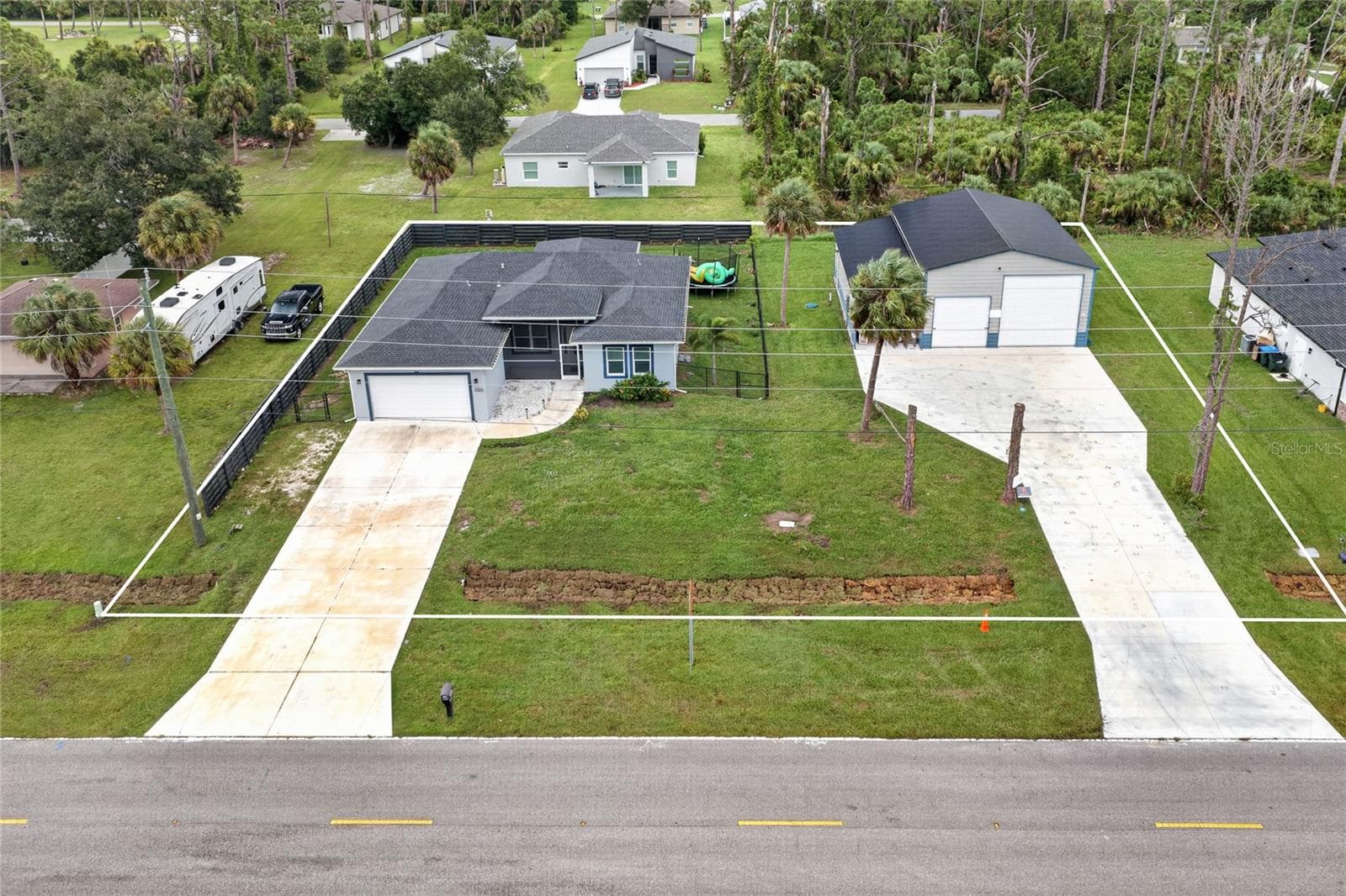 1264 S SALFORD BLVD