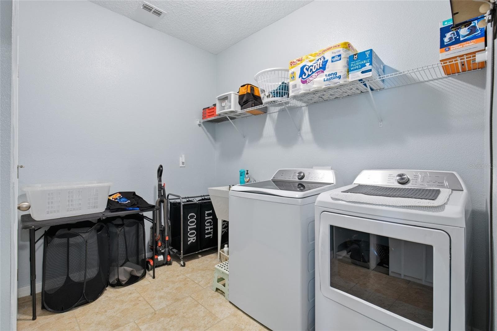 Single Family Residence at 1799 RANGER HIGHLANDS RD, KISSIMMEE, photo 12 of 57