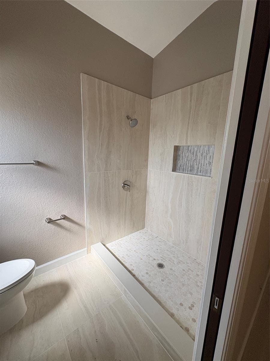 Primary Bathroom - 15810 REDINGTON DR, REDINGTON BEACH