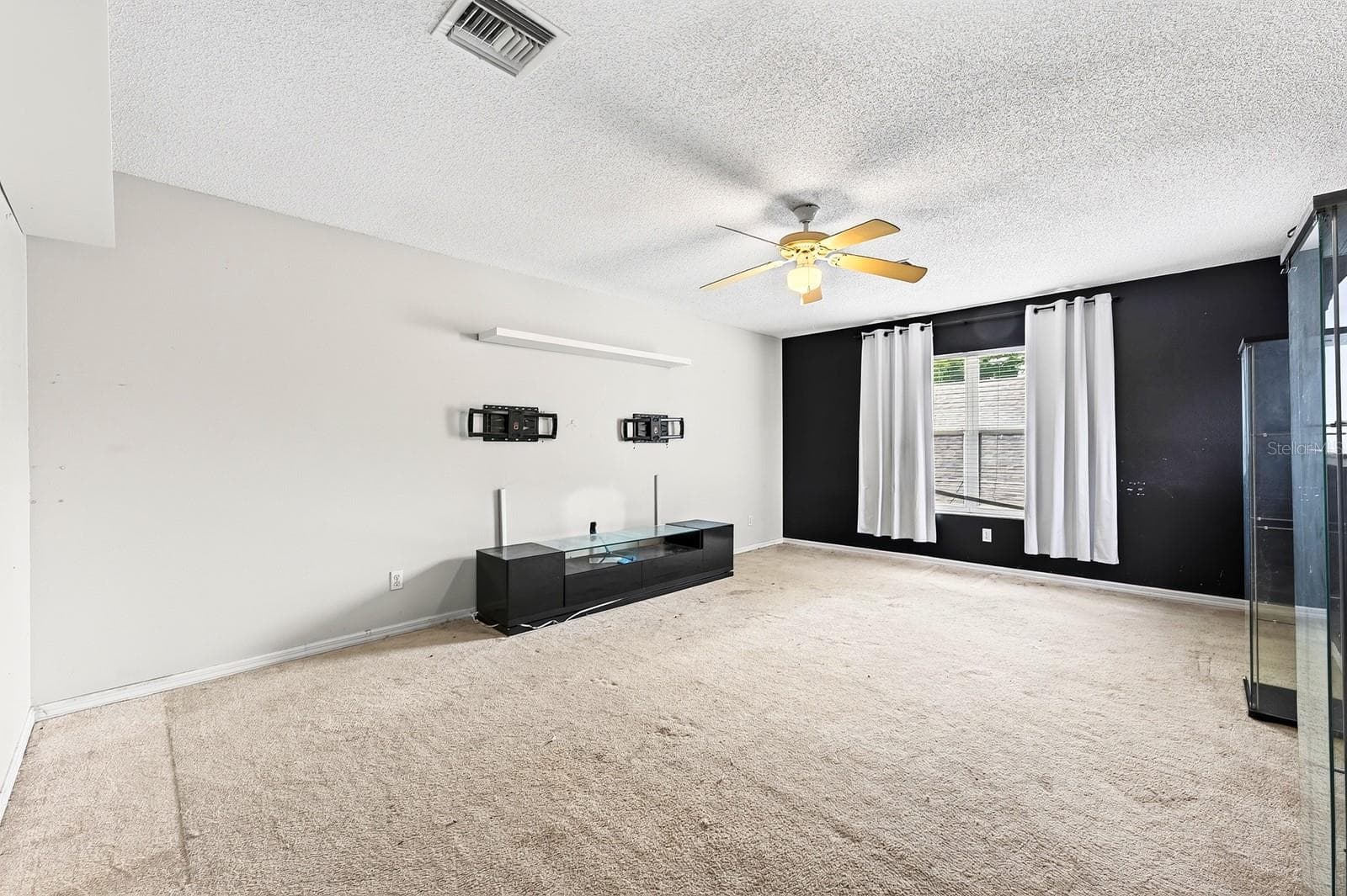 Second floor bonus room. - 2551 WALNUT HEIGHTS RD, APOPKA
