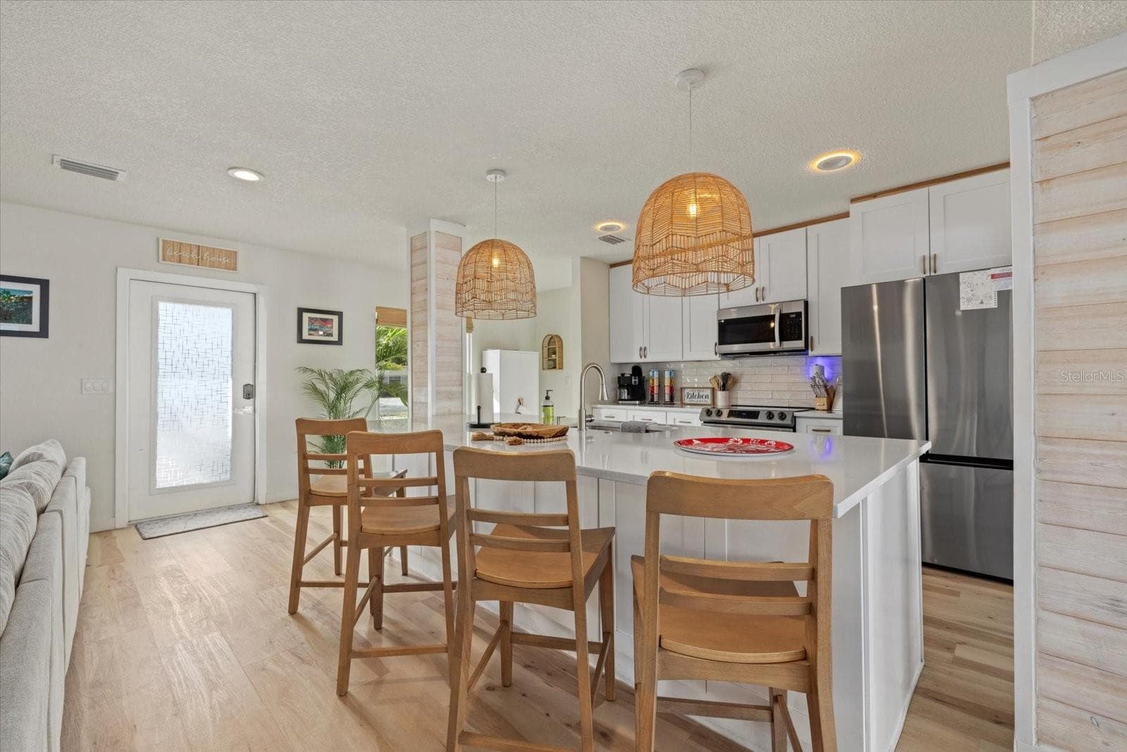 Kitchen - 2069 BOUGAINVILLEA ST, SARASOTA