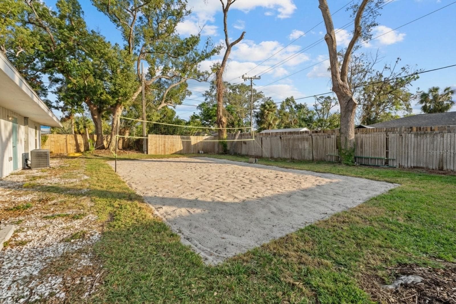 Volleyball Court - 2069 BOUGAINVILLEA ST, SARASOTA