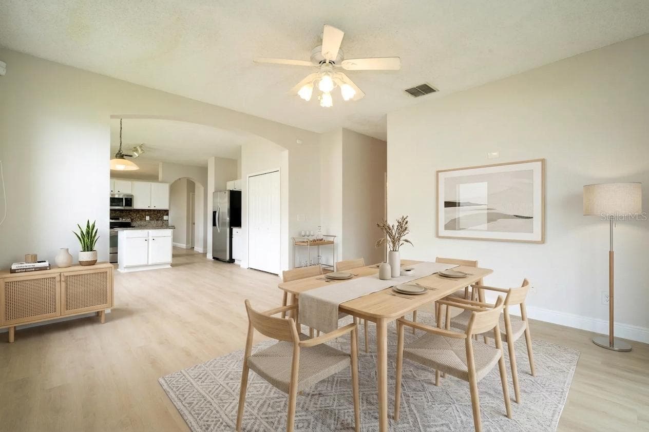 Single Family Residence at 13827 HAWKEYE DR, ORLANDO, photo 6 of 64
