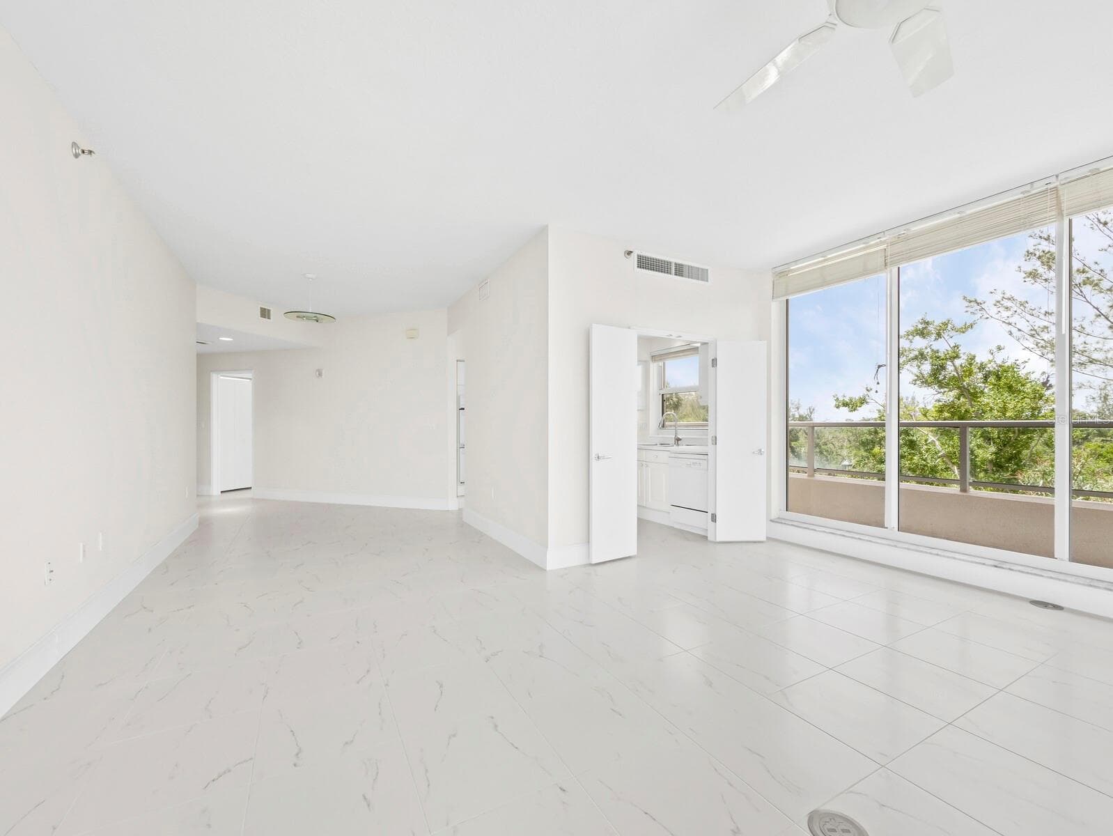 Condominium at 3080 GRAND BAY BLVD #512, LONGBOAT KEY, photo 15 of 55