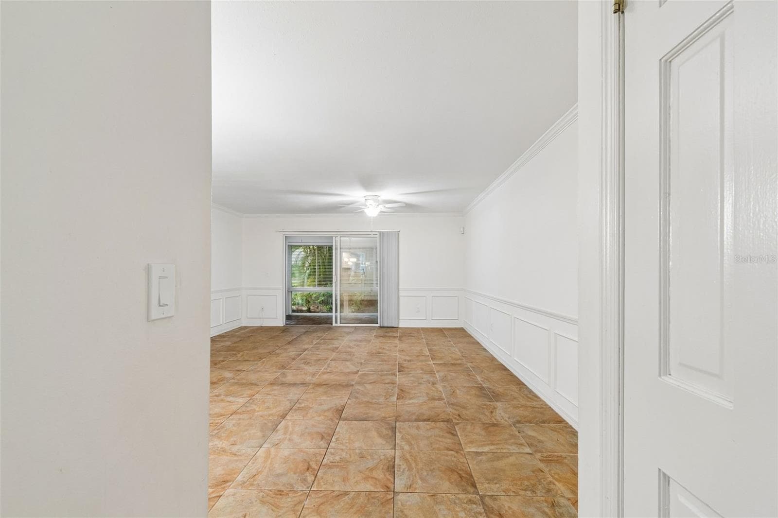 Condominium at 10387 CARROLLWOOD LN #303, TAMPA, photo 9 of 55