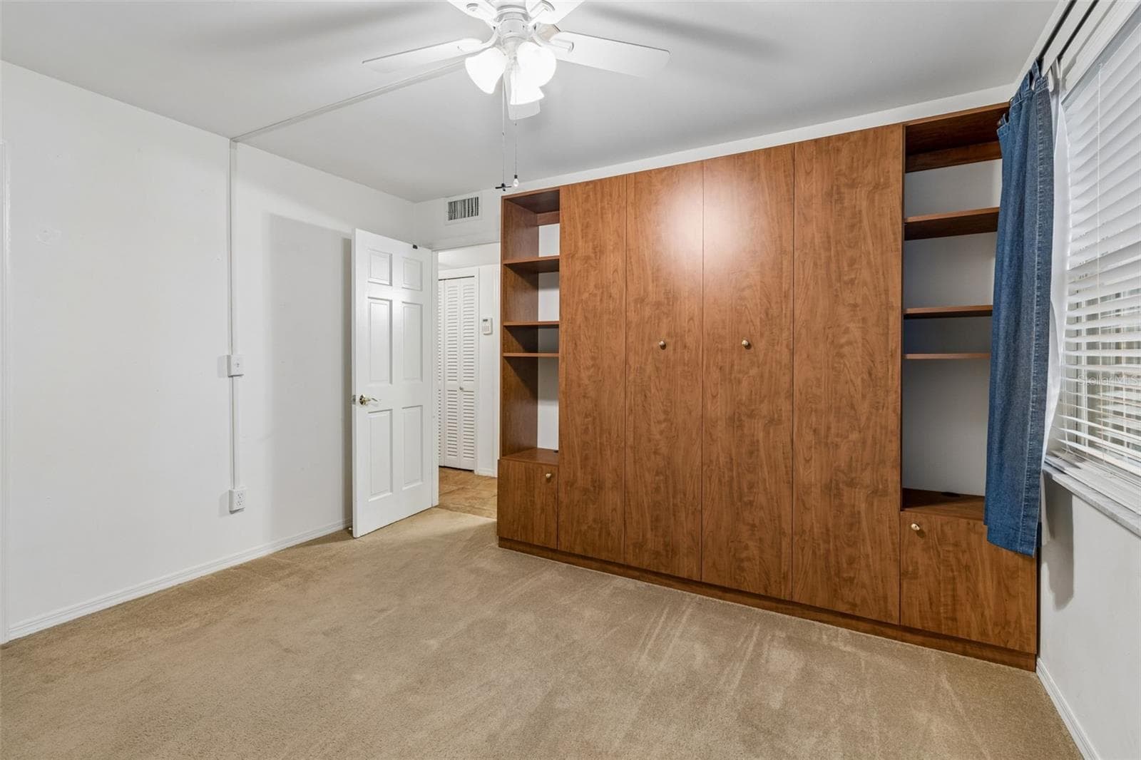 Condominium at 10387 CARROLLWOOD LN #303, TAMPA, photo 30 of 55