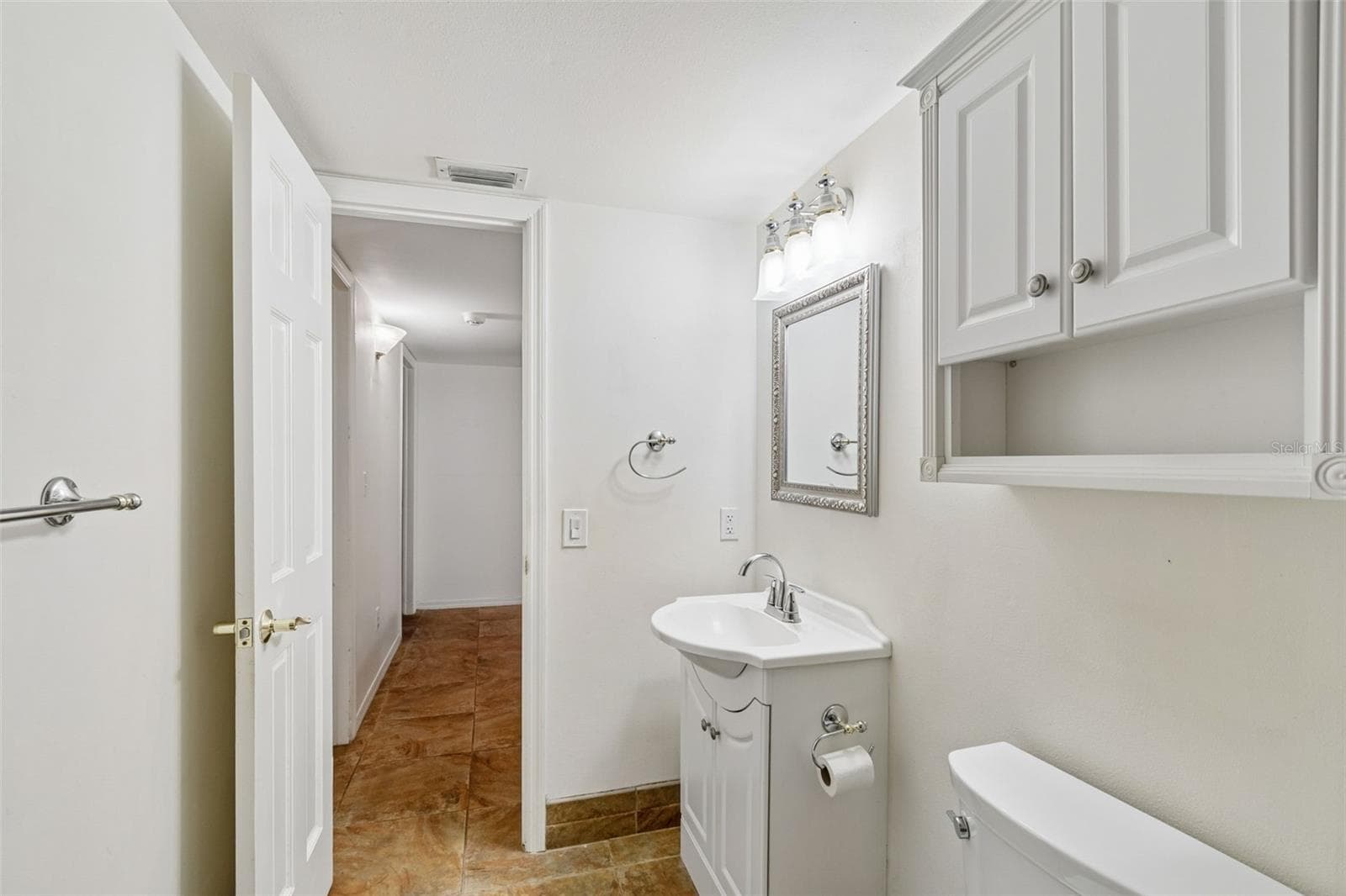 Condominium at 10387 CARROLLWOOD LN #303, TAMPA, photo 36 of 55