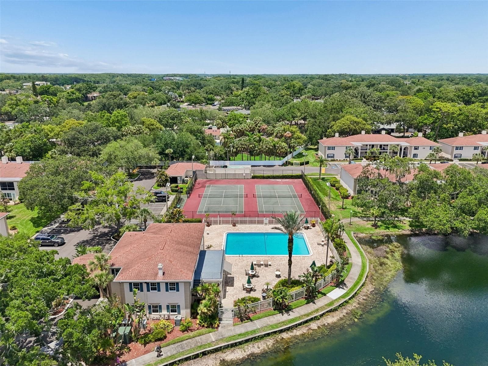 Condominium at 10387 CARROLLWOOD LN #303, TAMPA, photo 50 of 55