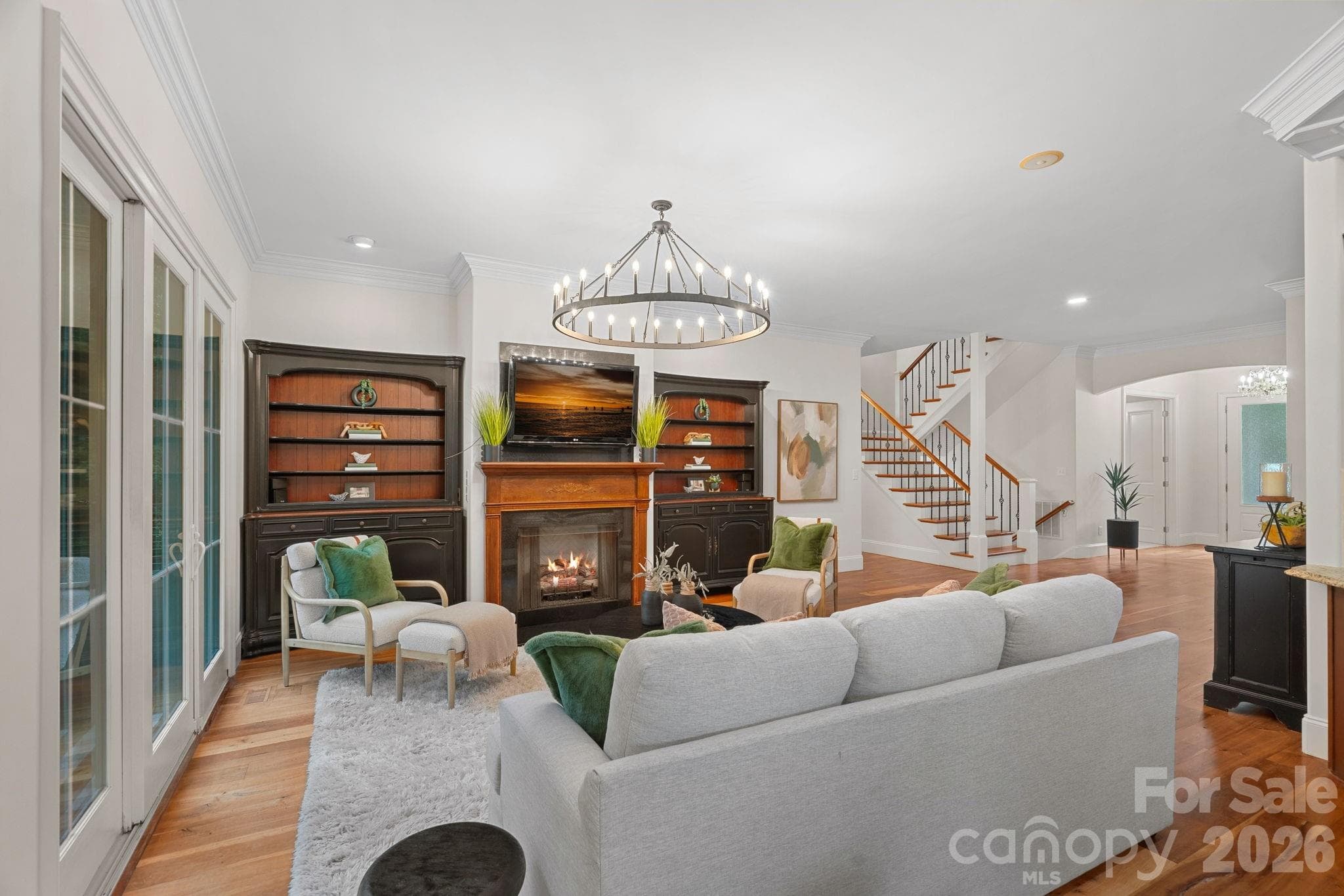 Custom Hutches Convey - 7967 Glen Abbey Circle, Stanley