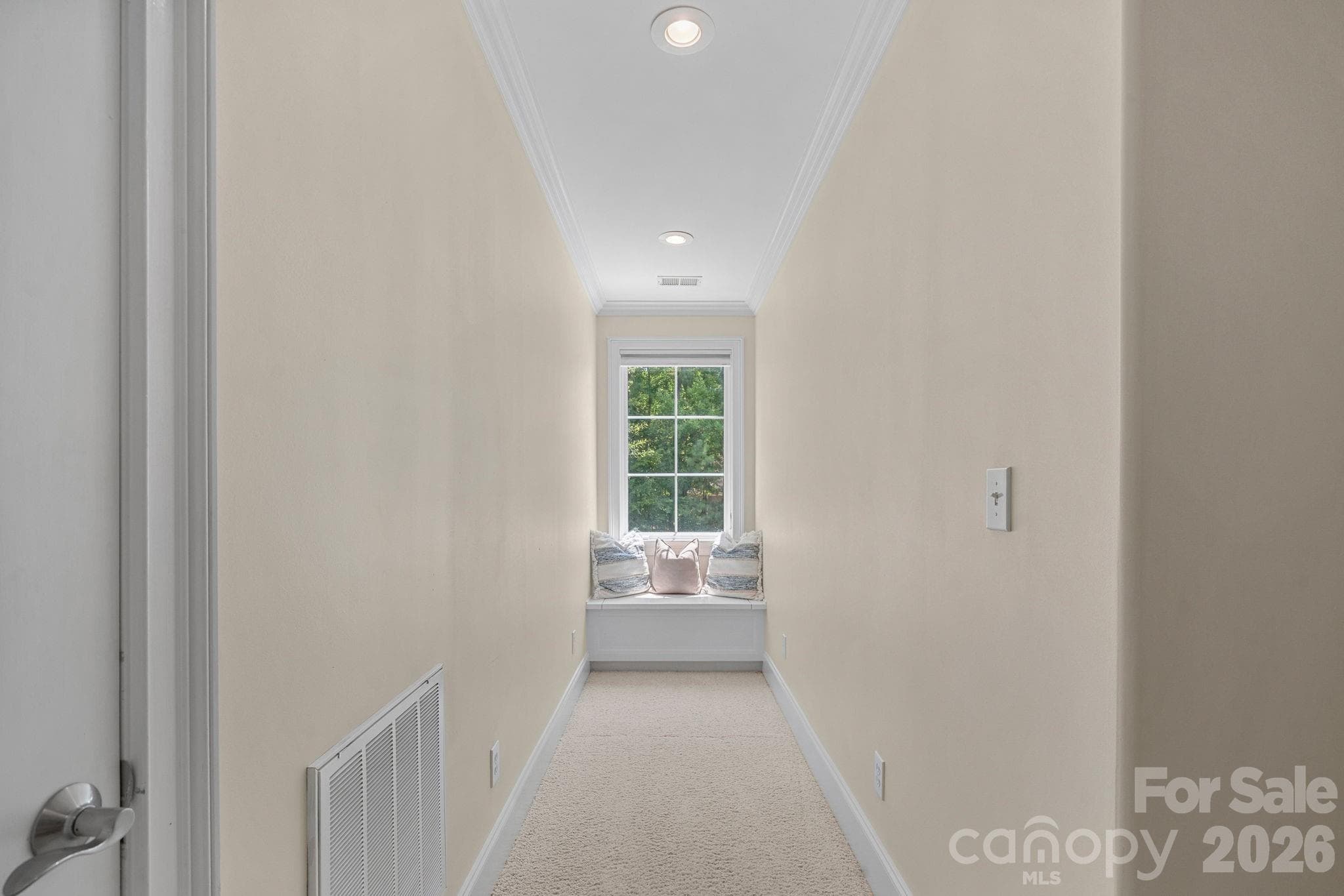 Study Nook Perhaps - 7967 Glen Abbey Circle, Stanley