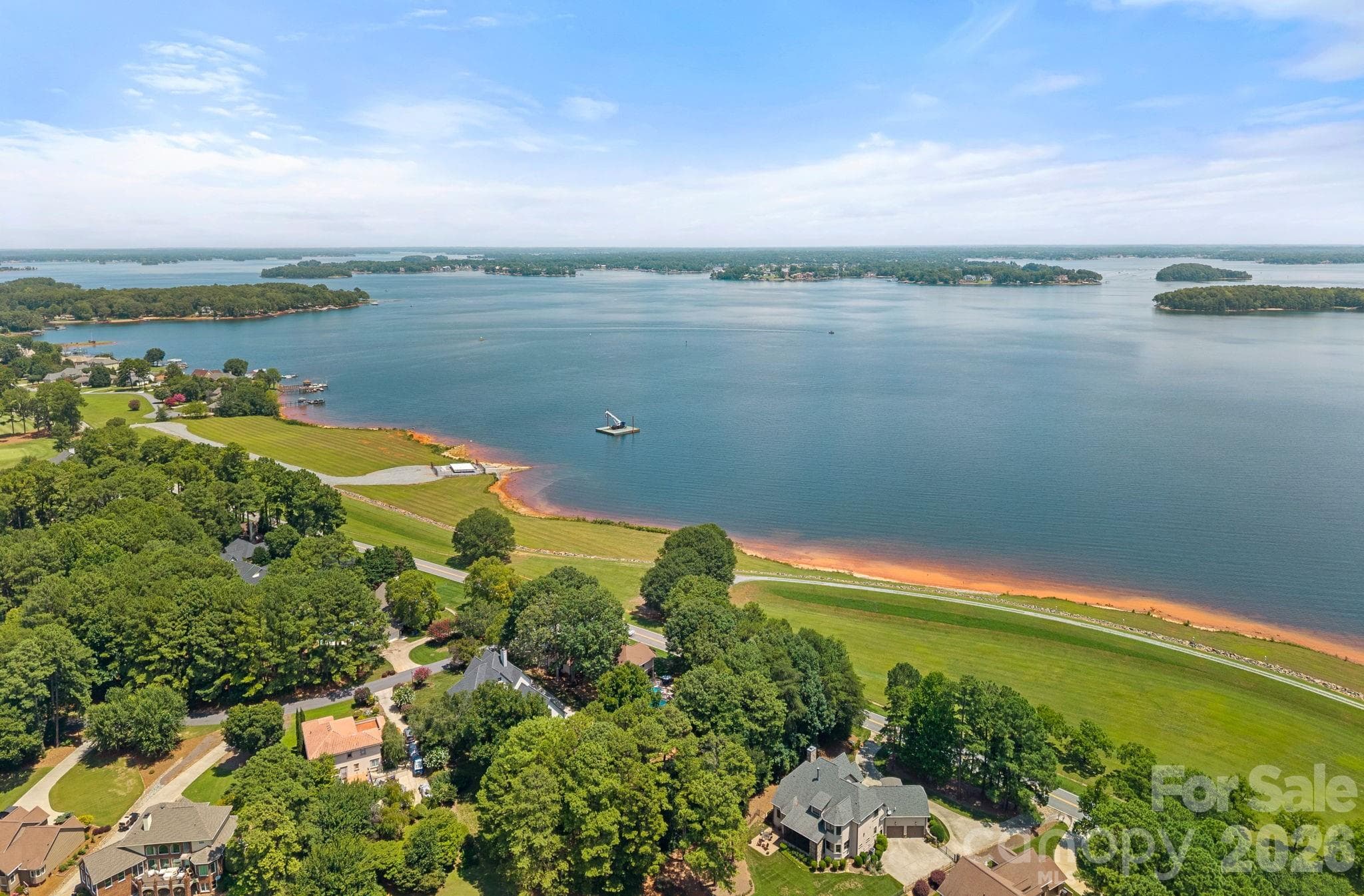 Hello Lake Norman! Cowans Ford Golf Club nearby. - 7967 Glen Abbey Circle, Stanley