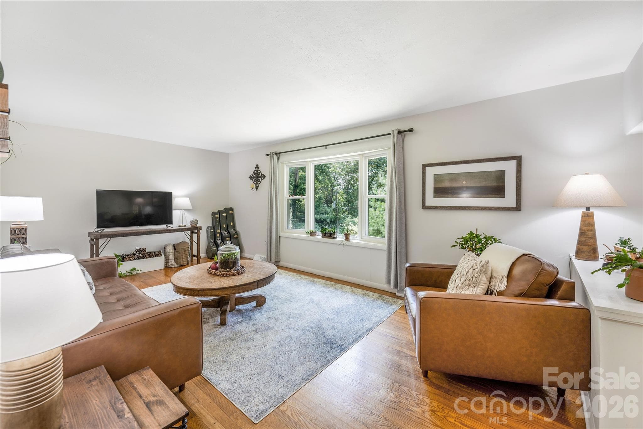 Single Family Residence at 13 Rolling View Drive, Asheville, photo 5 of 48