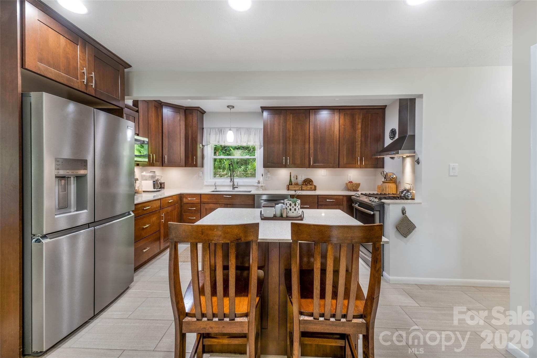 Single Family Residence at 13 Rolling View Drive, Asheville, photo 13 of 48