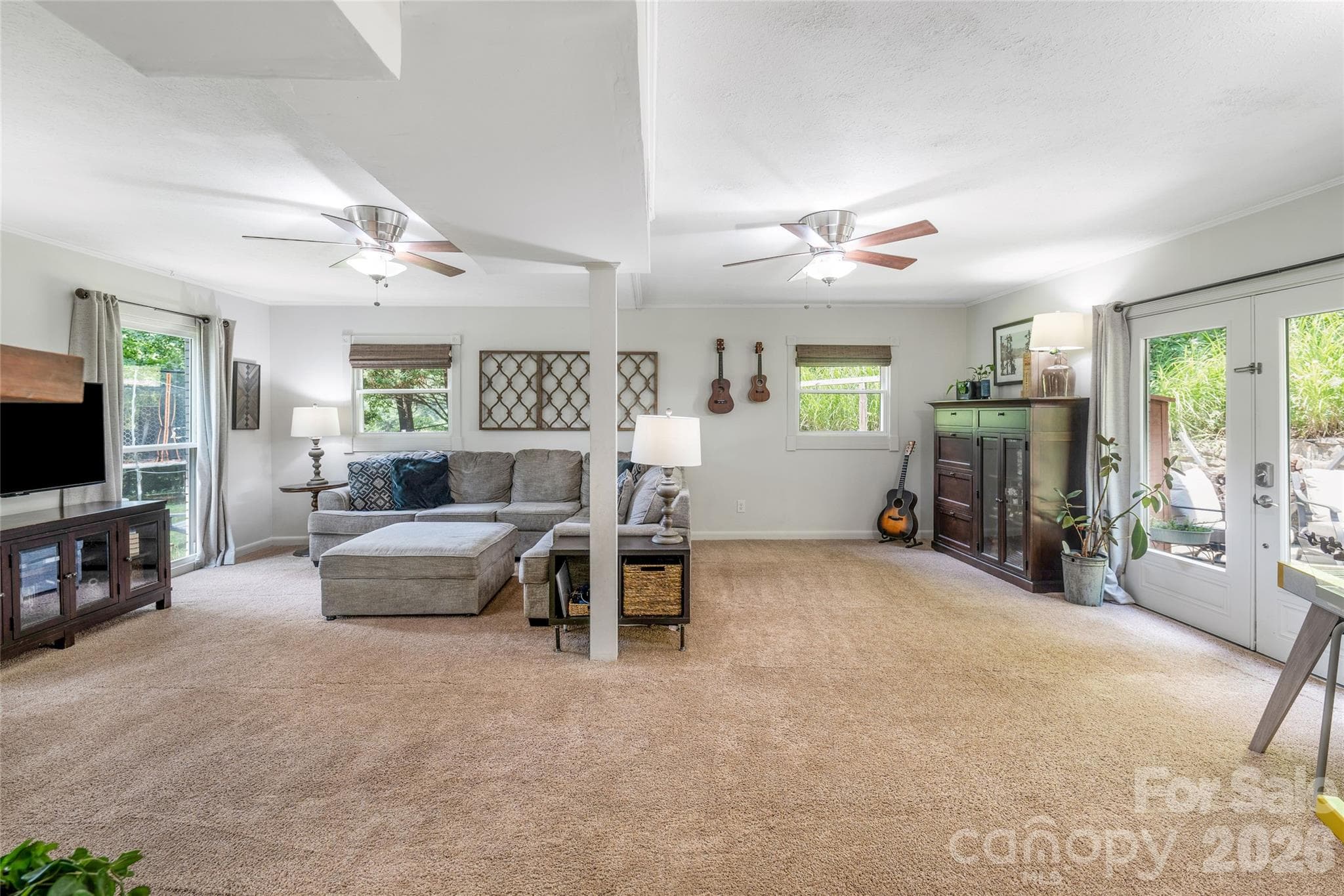 Single Family Residence at 13 Rolling View Drive, Asheville, photo 18 of 48