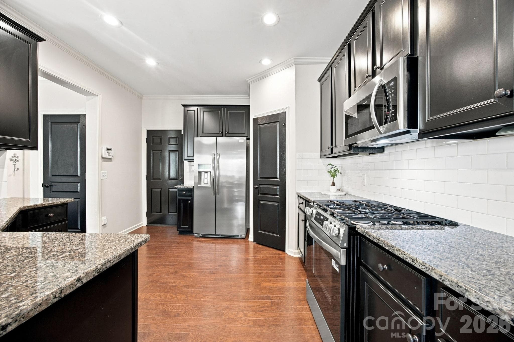 Townhouse at 5842 Glassport Lane, Charlotte, photo 11 of 41