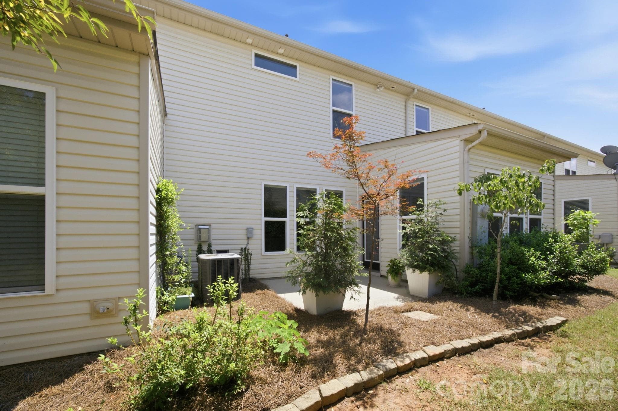 Townhouse at 5842 Glassport Lane, Charlotte, photo 29 of 41