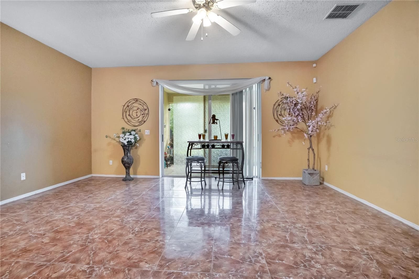 Single Family Residence at 1019 BRIDGEWAY BLVD, ORLANDO, photo 10 of 41