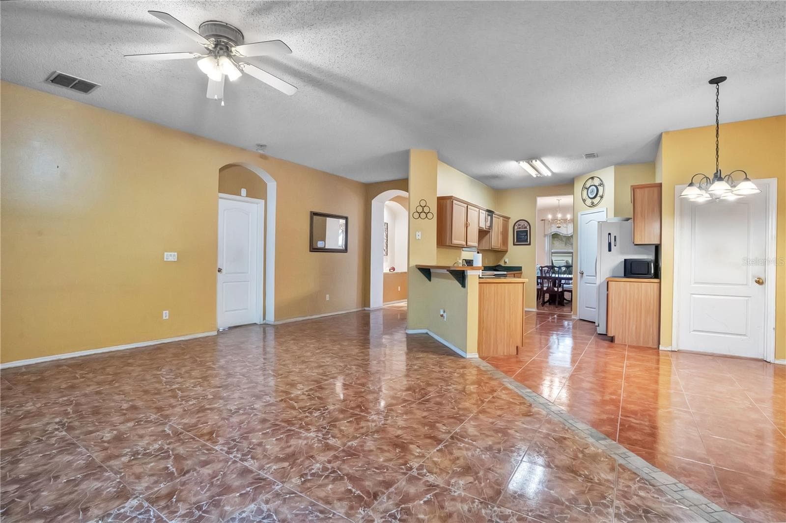 Single Family Residence at 1019 BRIDGEWAY BLVD, ORLANDO, photo 12 of 41