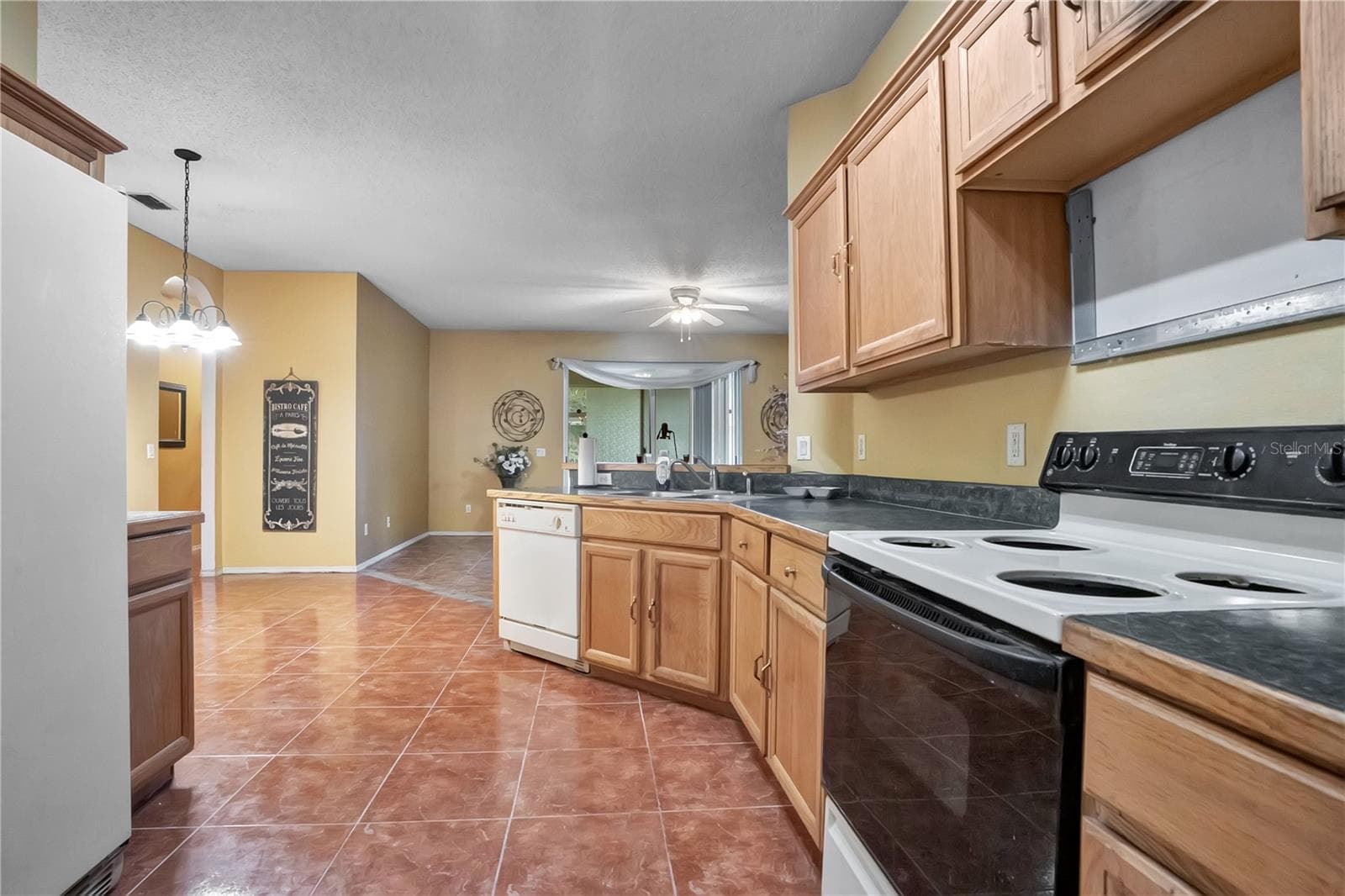 Single Family Residence at 1019 BRIDGEWAY BLVD, ORLANDO, photo 16 of 41