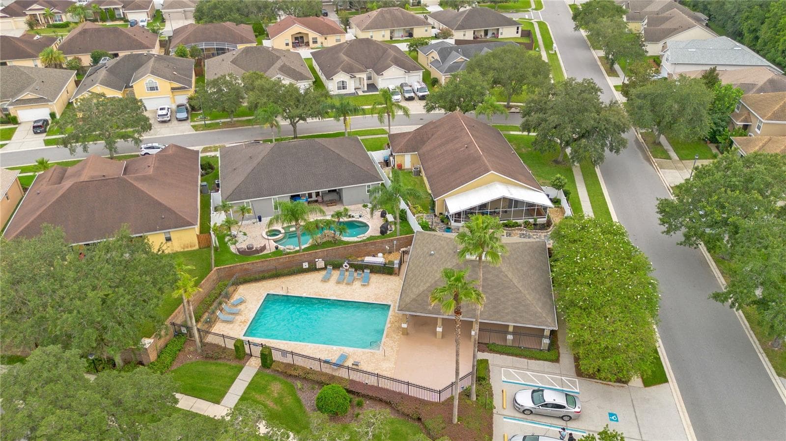 Single Family Residence at 1019 BRIDGEWAY BLVD, ORLANDO, photo 36 of 41