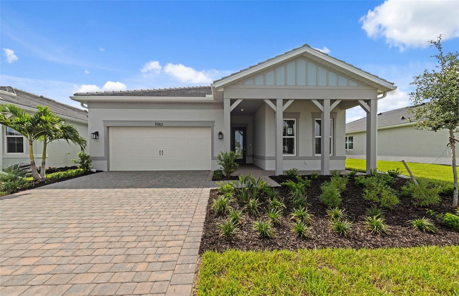 AVALIABLE NOW, come tour this beautiful home. - 10362 BLUE RUNNER DR, ENGLEWOOD
