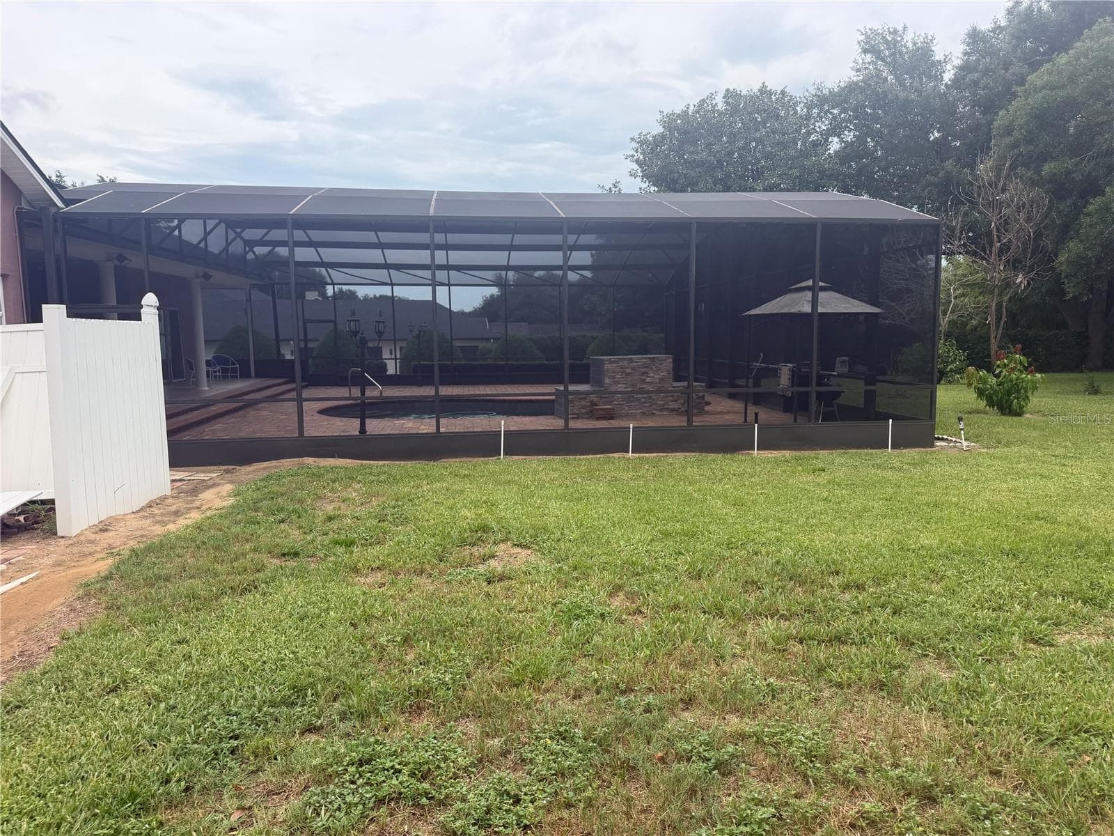 out side pool gage - 1760 LAKE TERRACE DR, EUSTIS