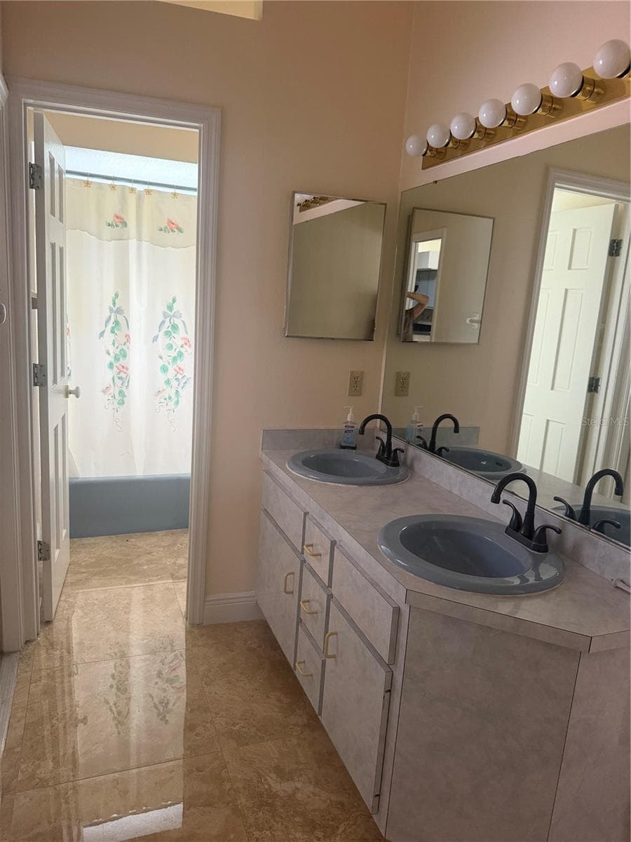 Third bath - 1760 LAKE TERRACE DR, EUSTIS