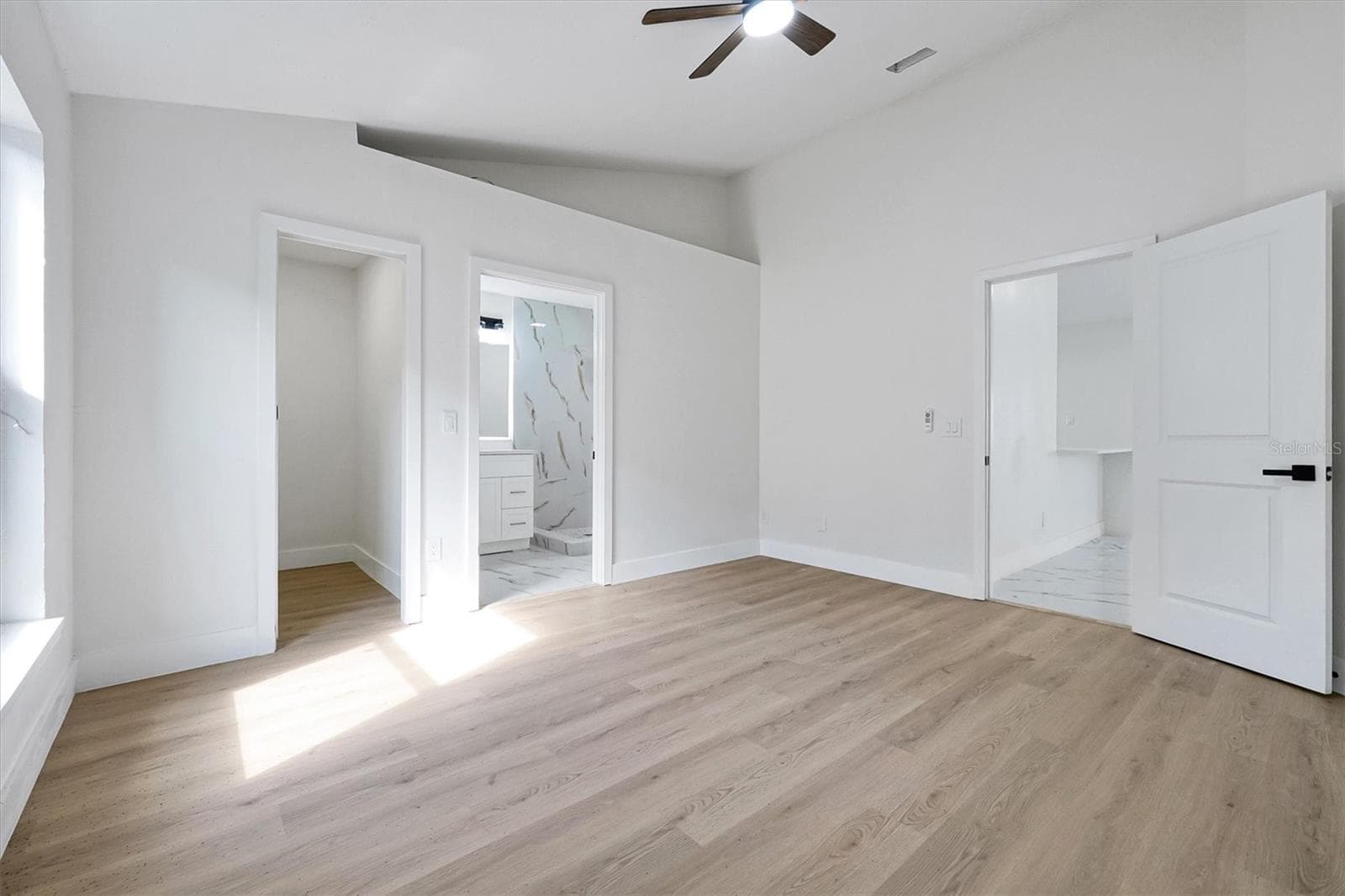 Single Family Residence at 2455 PARSONS POND CIR, KISSIMMEE, photo 15 of 37