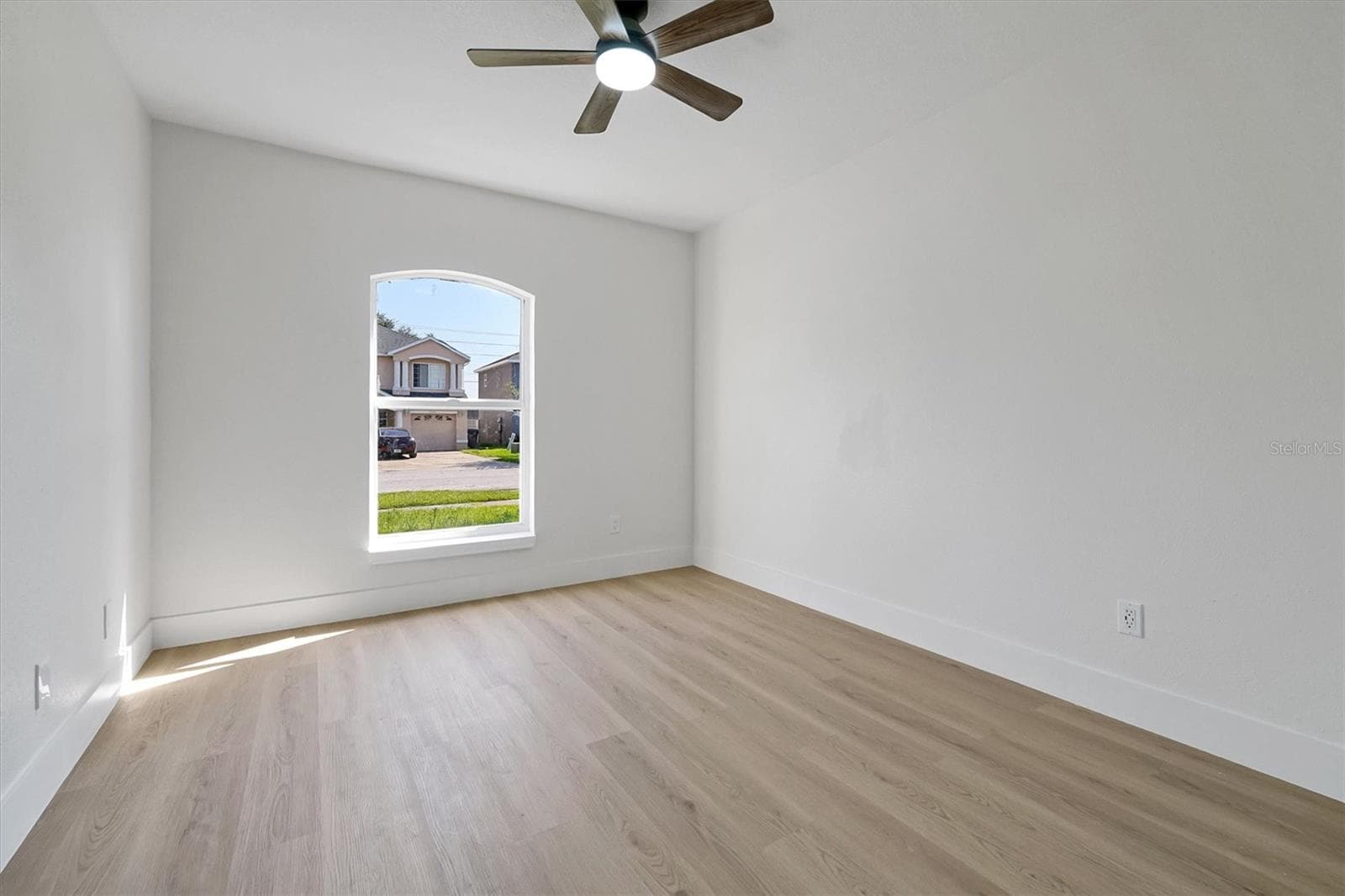 Single Family Residence at 2455 PARSONS POND CIR, KISSIMMEE, photo 20 of 37