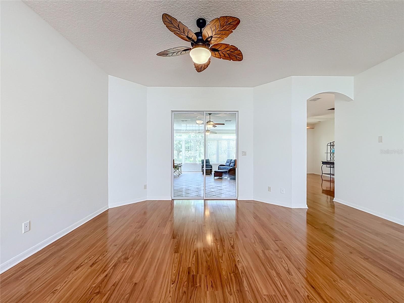 Single Family Residence at 4632 NOTTOWAY, LEESBURG, photo 11 of 78