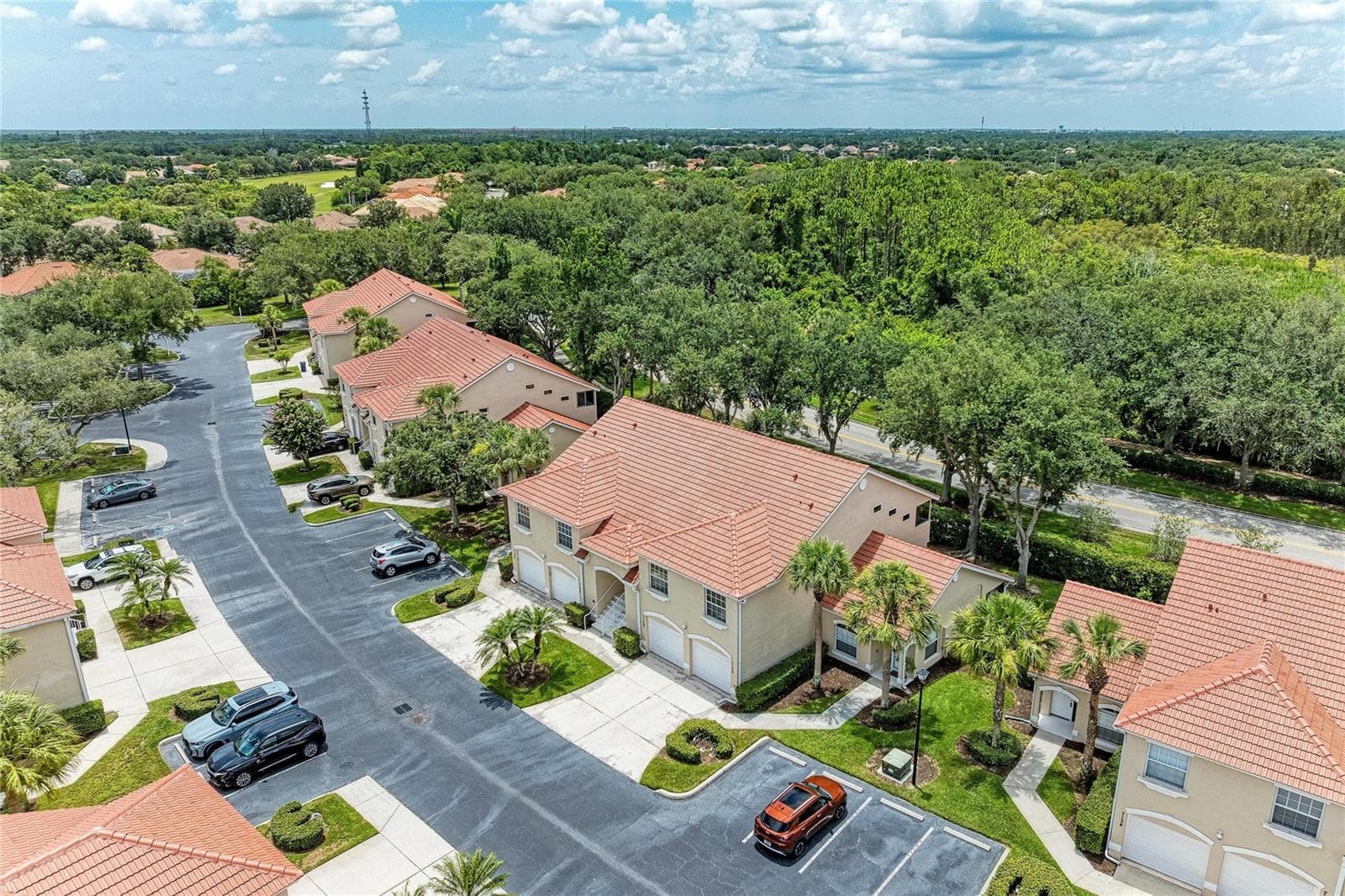 Condominium at 7126 CEDAR HOLLOW CIR, BRADENTON, photo 4 of 55