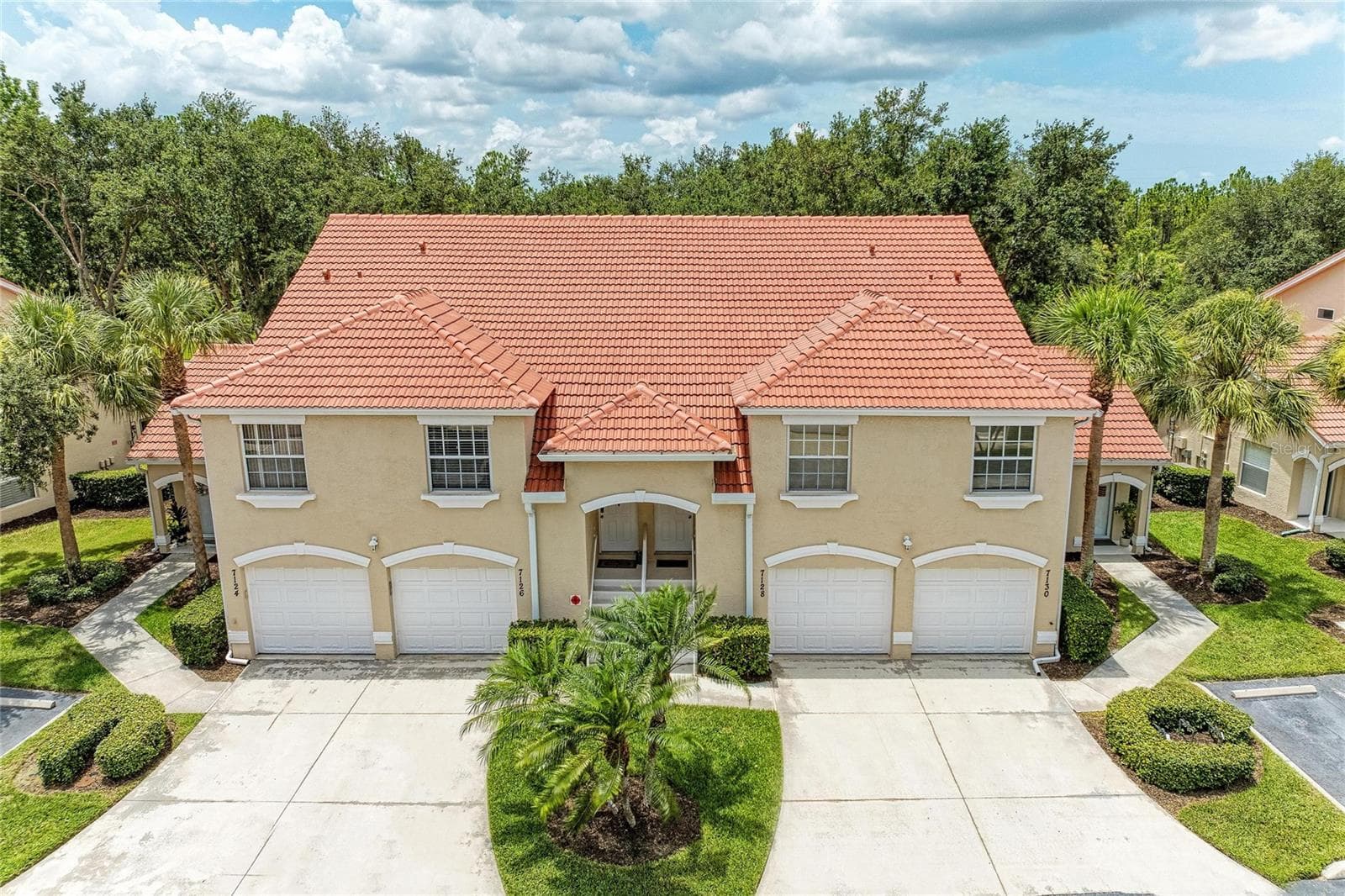 Condominium at 7126 CEDAR HOLLOW CIR, BRADENTON, photo 6 of 55