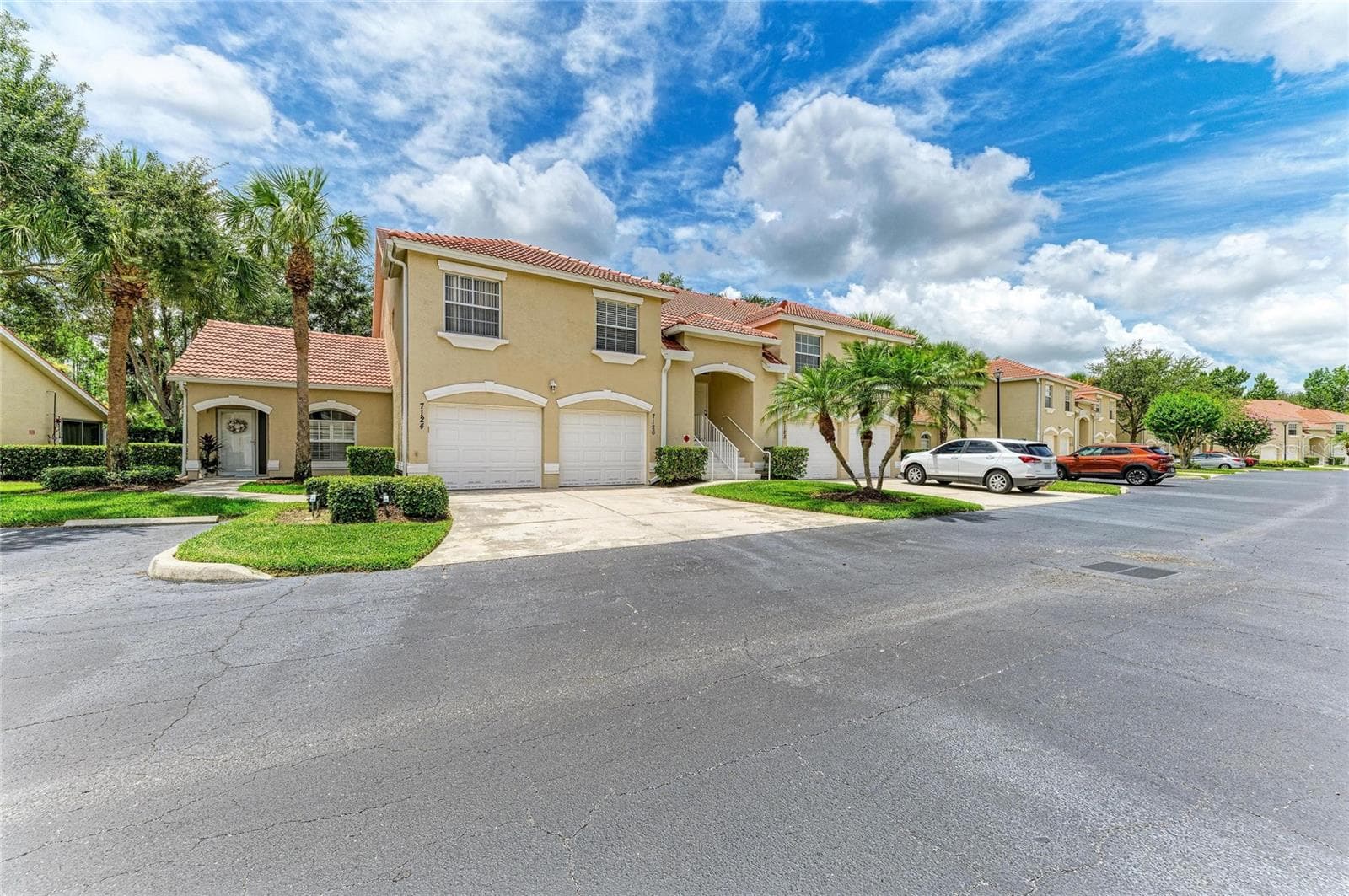 Condominium at 7126 CEDAR HOLLOW CIR, BRADENTON, photo 7 of 55