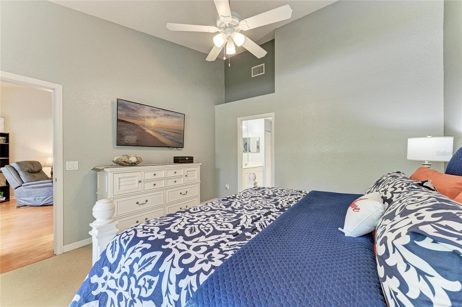 Condominium at 7126 CEDAR HOLLOW CIR, BRADENTON, photo 32 of 55