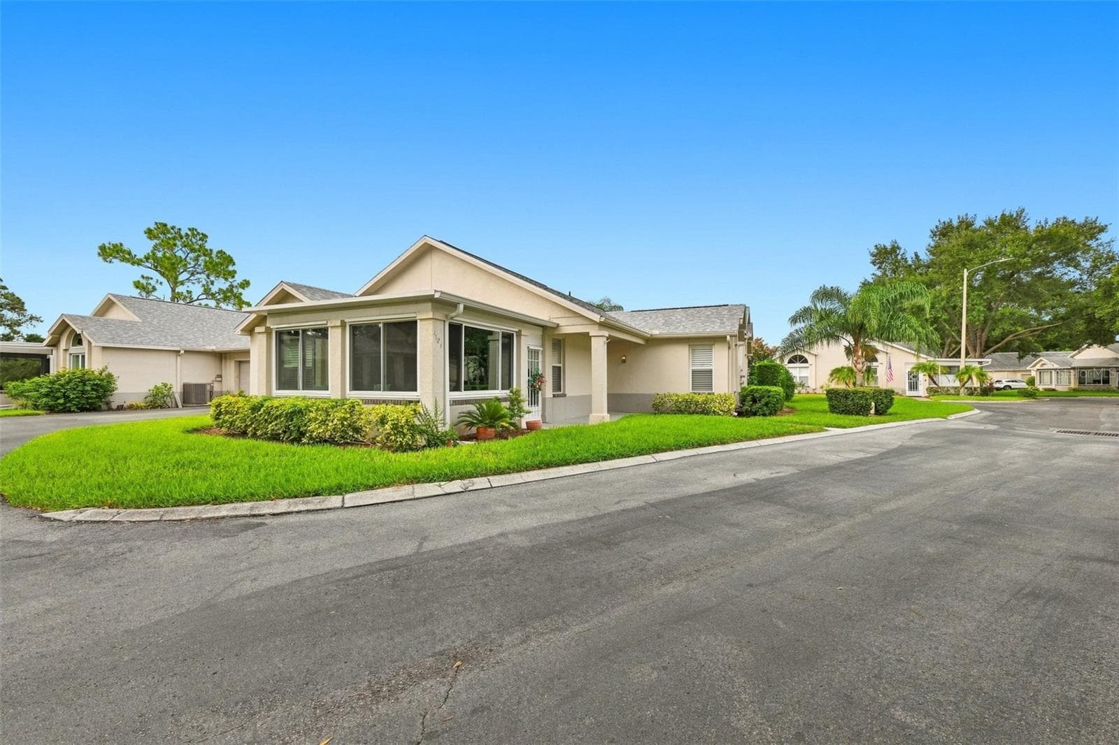 Lots of green space and open area - 1124 GOLFVIEW WOODS DR #na, SUN CITY CENTER
