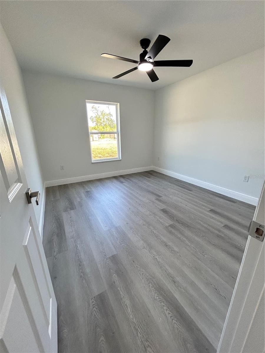 Room 3 - 13521 SW 106TH ST, DUNNELLON