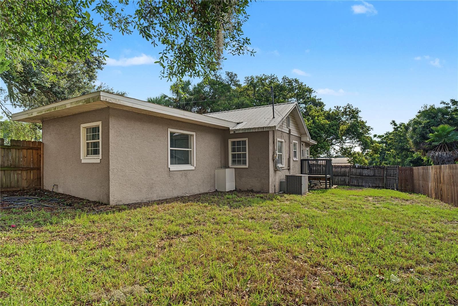 Single Family Residence at 205 E FOUNTAIN ST, FRUITLAND PARK, photo 28 of 34