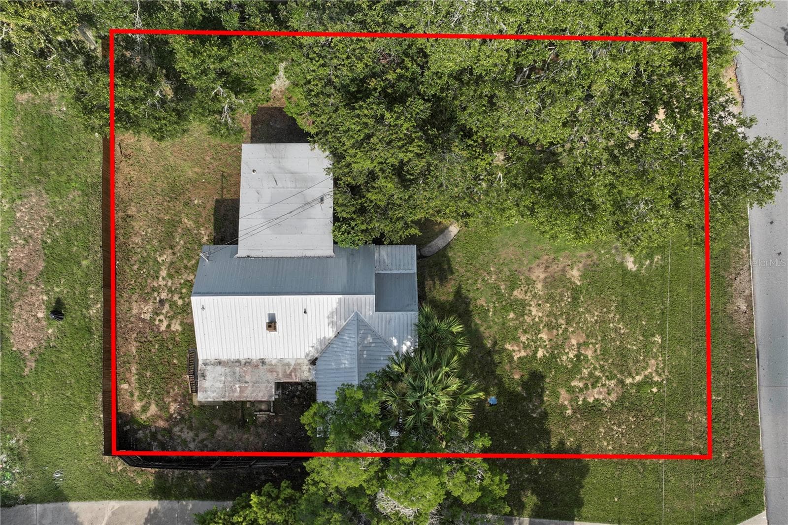 Single Family Residence at 205 E FOUNTAIN ST, FRUITLAND PARK, photo 31 of 34