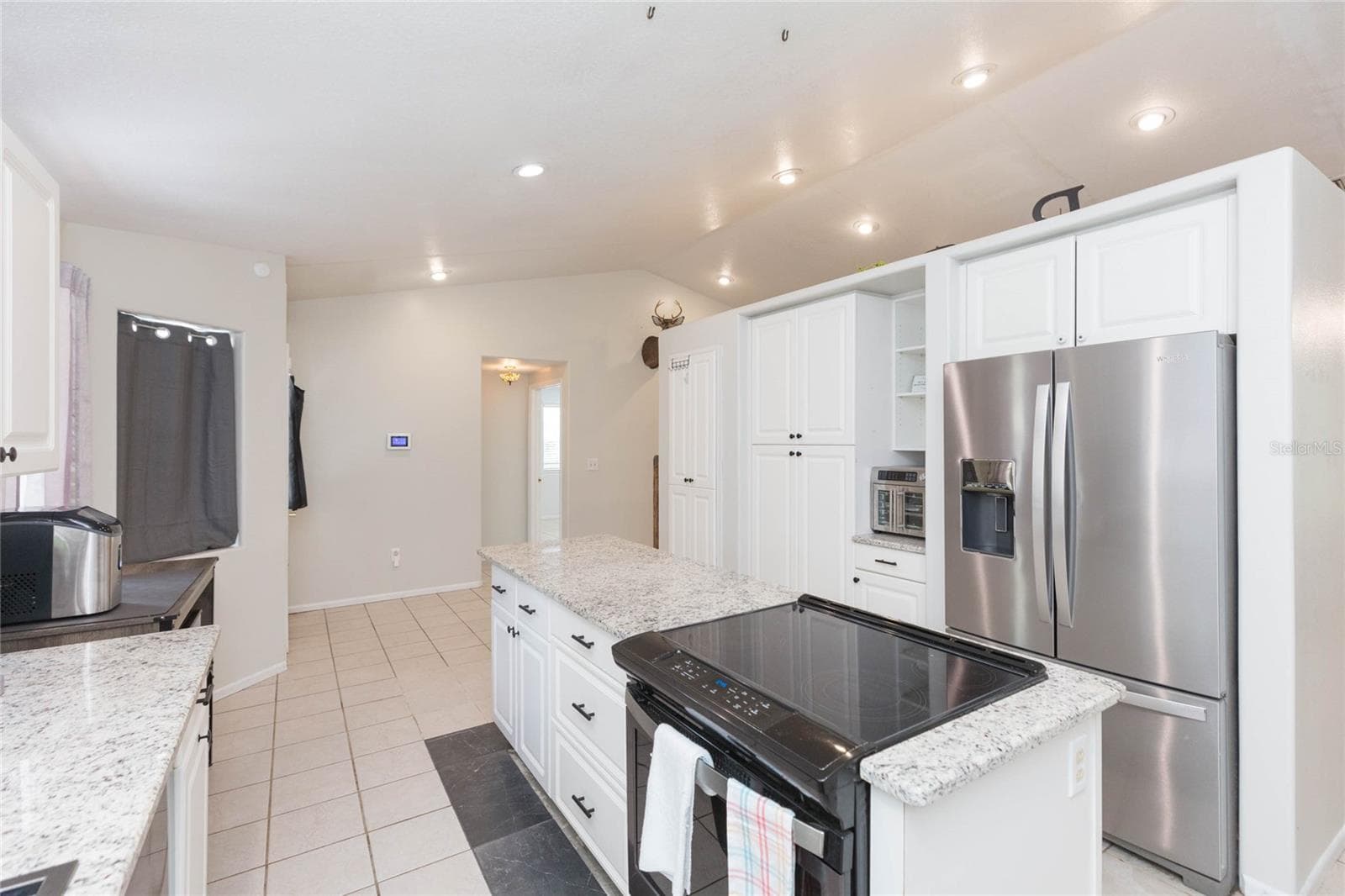 Single Family Residence at 34299 BELT DR, DADE CITY, photo 8 of 74
