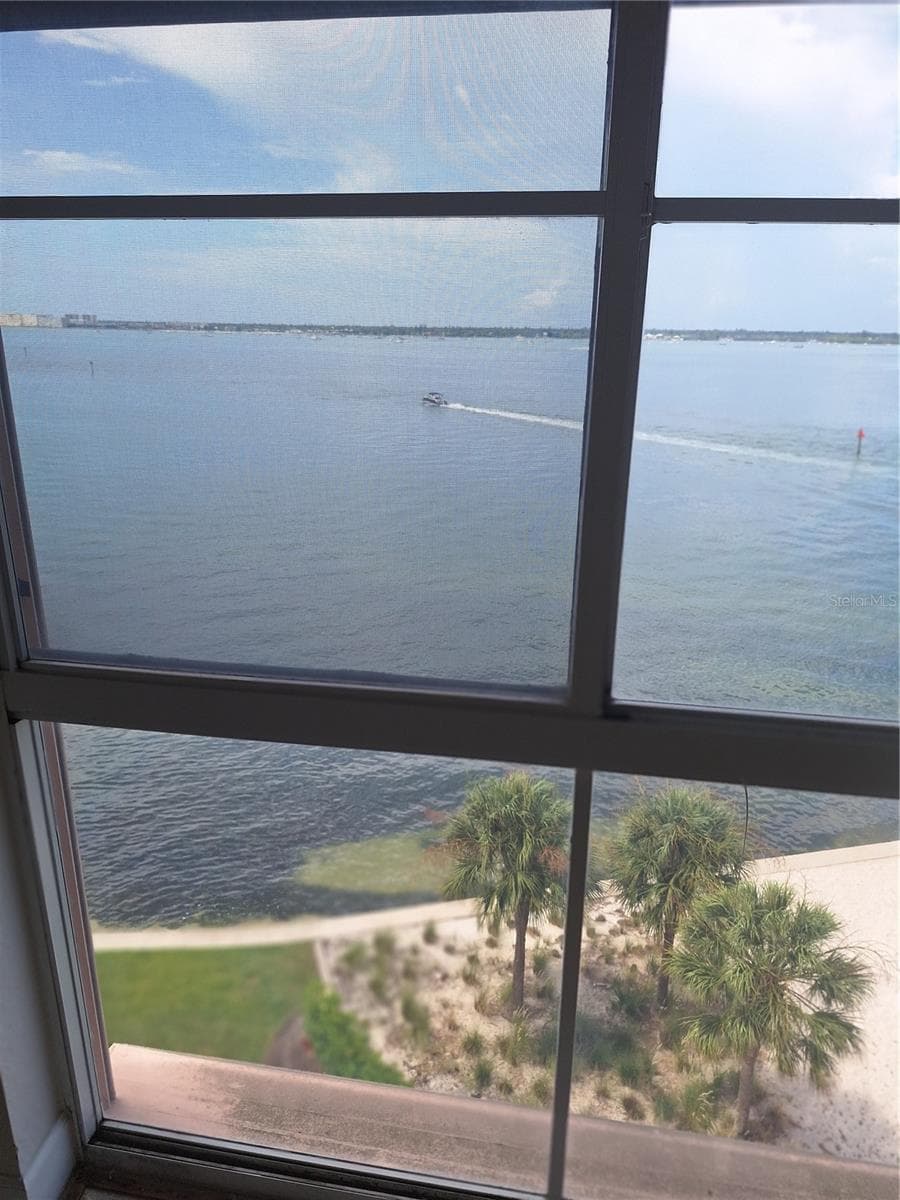Condominium at 4991 BACOPA LN S #502, ST PETERSBURG, photo 12 of 99
