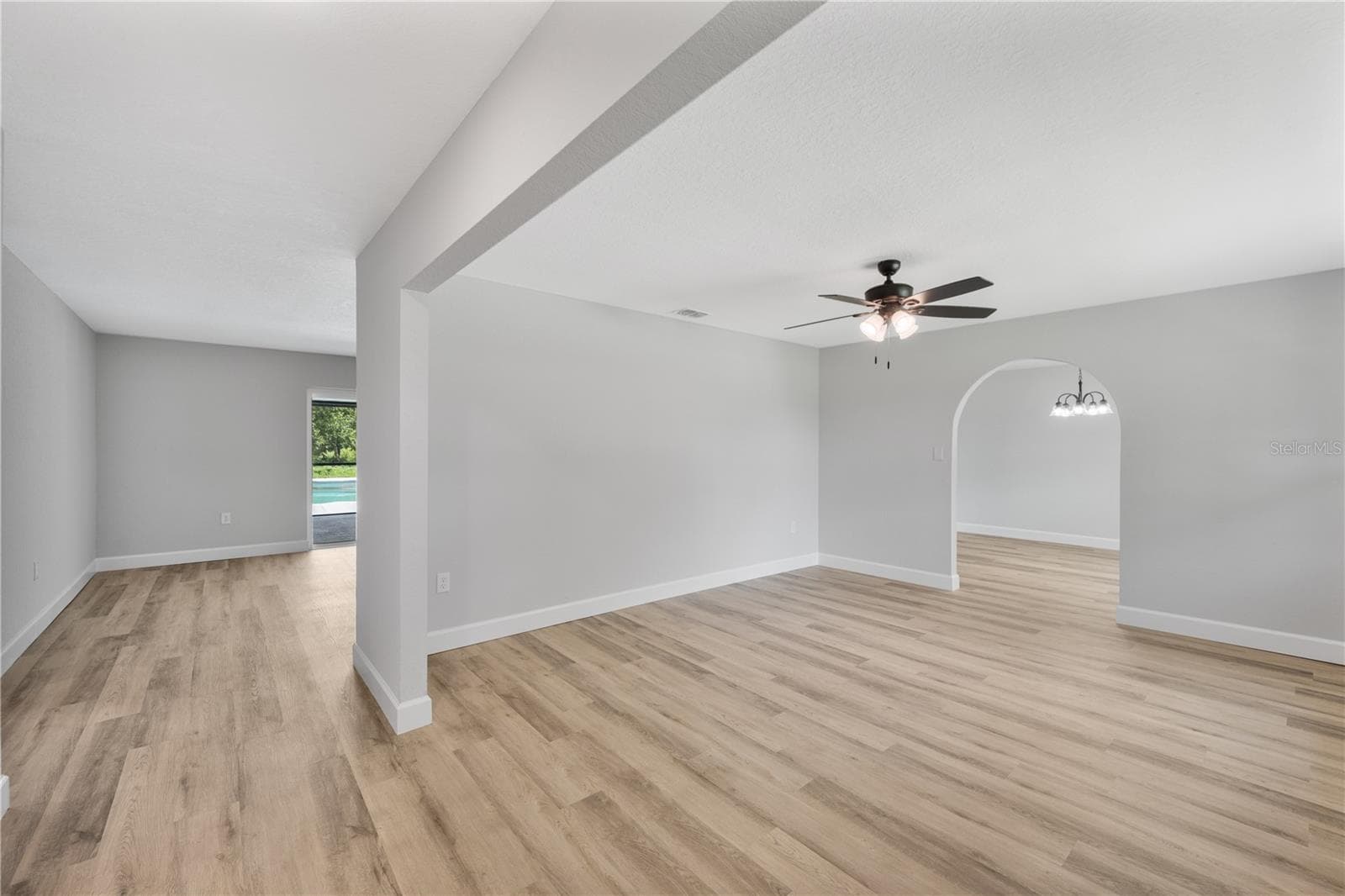 Single Family Residence at 11033 SHERROUSE RD, LAKELAND, photo 11 of 42