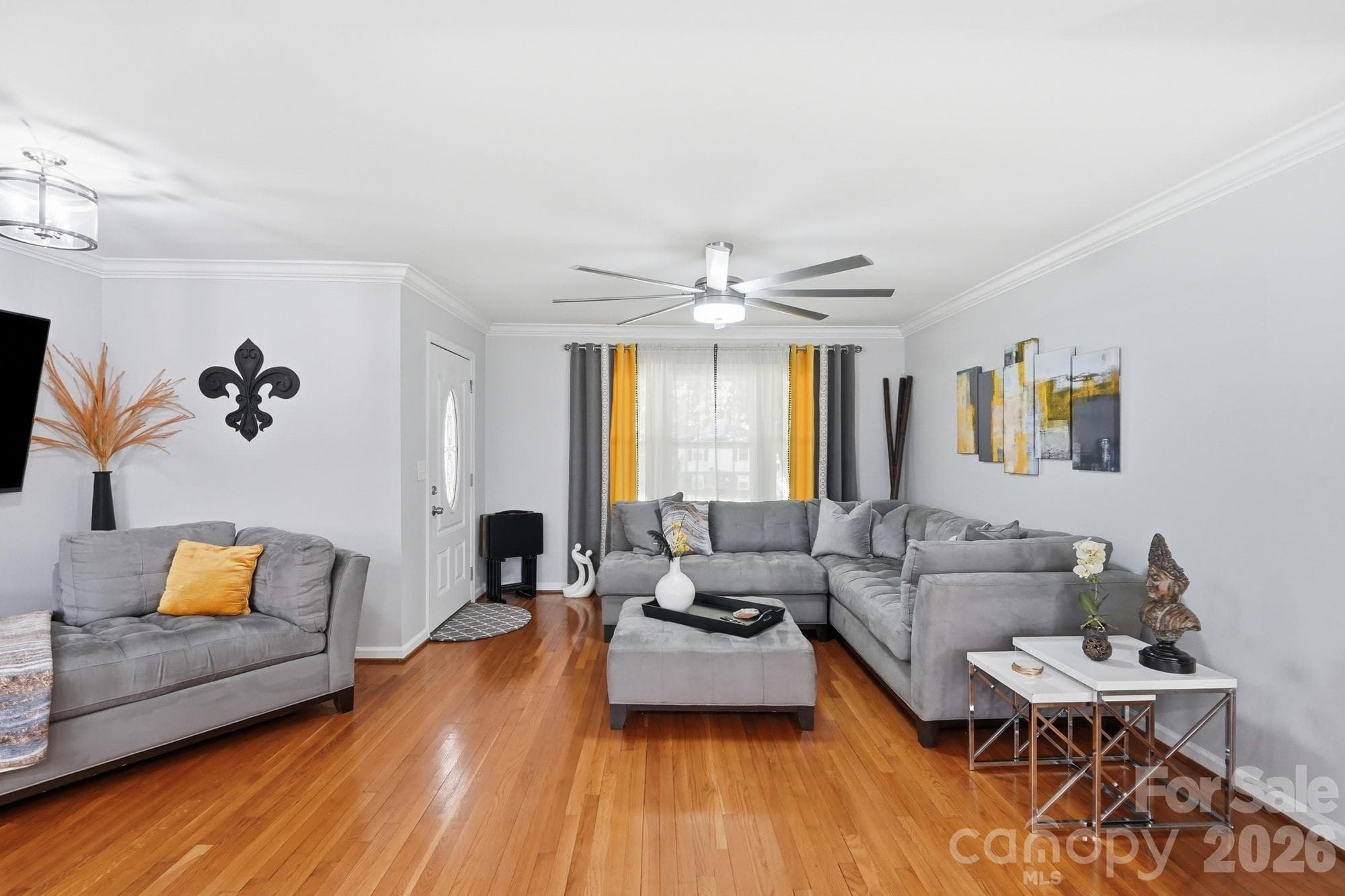 Single Family Residence at 4200 Cerise Drive, Charlotte, photo 4 of 40