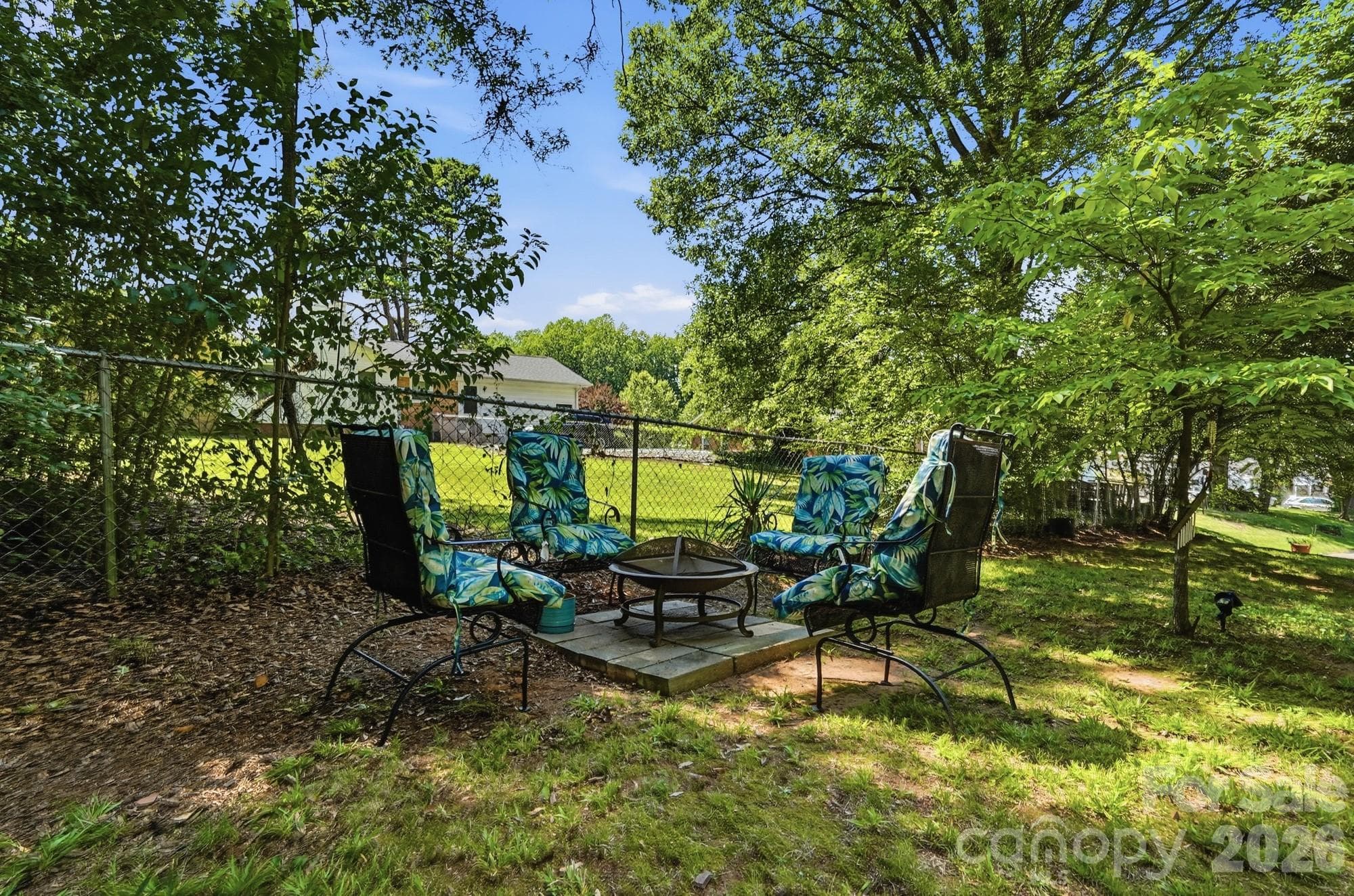 Single Family Residence at 4200 Cerise Drive, Charlotte, photo 36 of 40