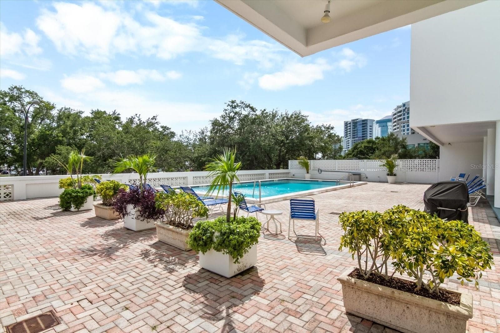 Condominium at 33 S GULFSTREAM AVE #305, SARASOTA, photo 4 of 30