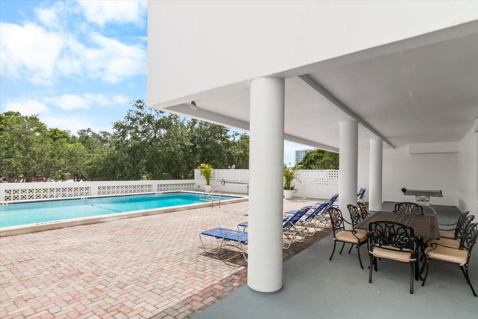 Condominium at 33 S GULFSTREAM AVE #305, SARASOTA, photo 5 of 30