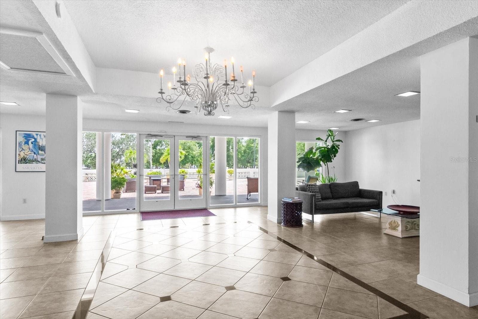 Condominium at 33 S GULFSTREAM AVE #305, SARASOTA, photo 9 of 30